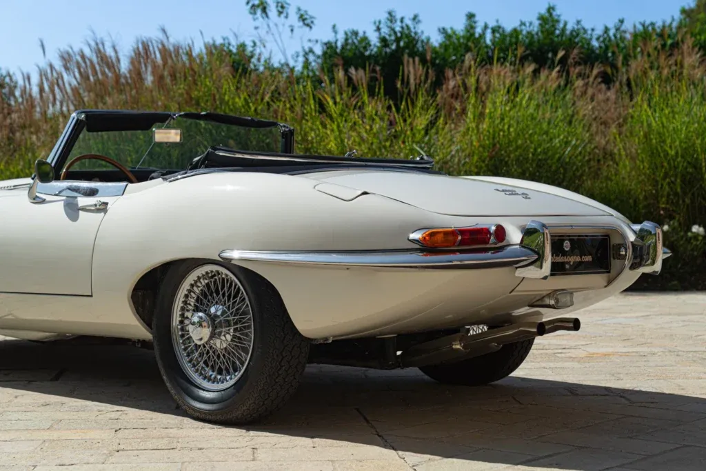 Jaguar E-Type for sale | 1968 JAGUAR E-TYPE I° SERIE 4.2 ROADSTER - Image 25