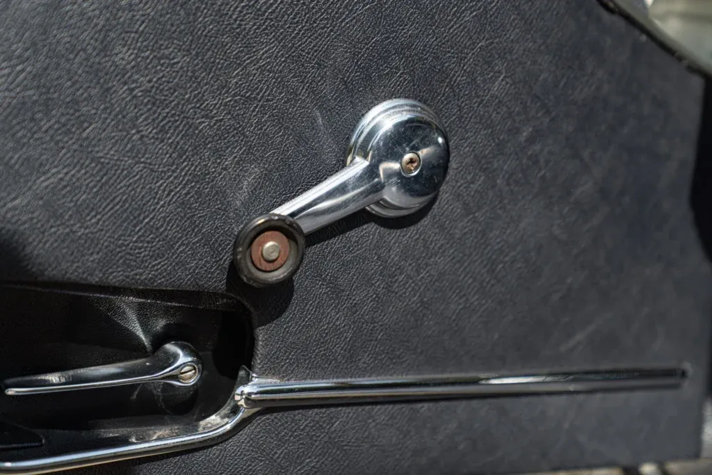 Jaguar E-Type for sale | 1968 JAGUAR E-TYPE I° SERIE 4.2 ROADSTER - Image 47