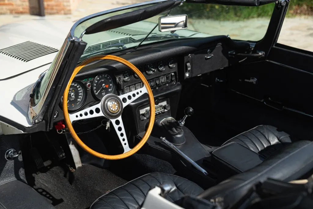 Jaguar E-Type for sale | 1968 JAGUAR E-TYPE I° SERIE 4.2 ROADSTER - Image 49