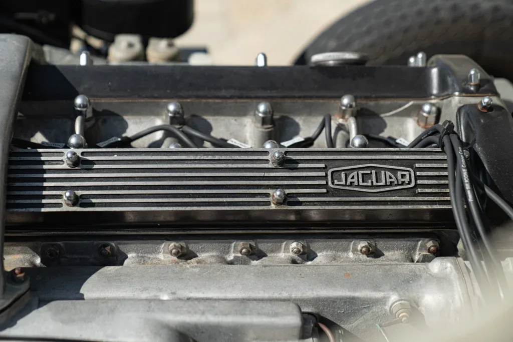 Jaguar E-Type for sale | 1968 JAGUAR E-TYPE I° SERIE 4.2 ROADSTER - Image 84