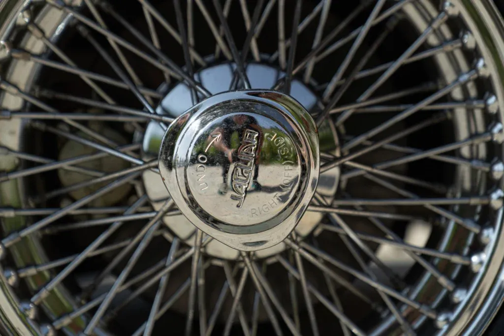 Jaguar E-Type for sale | 1968 JAGUAR E-TYPE I° SERIE 4.2 ROADSTER - Image 33