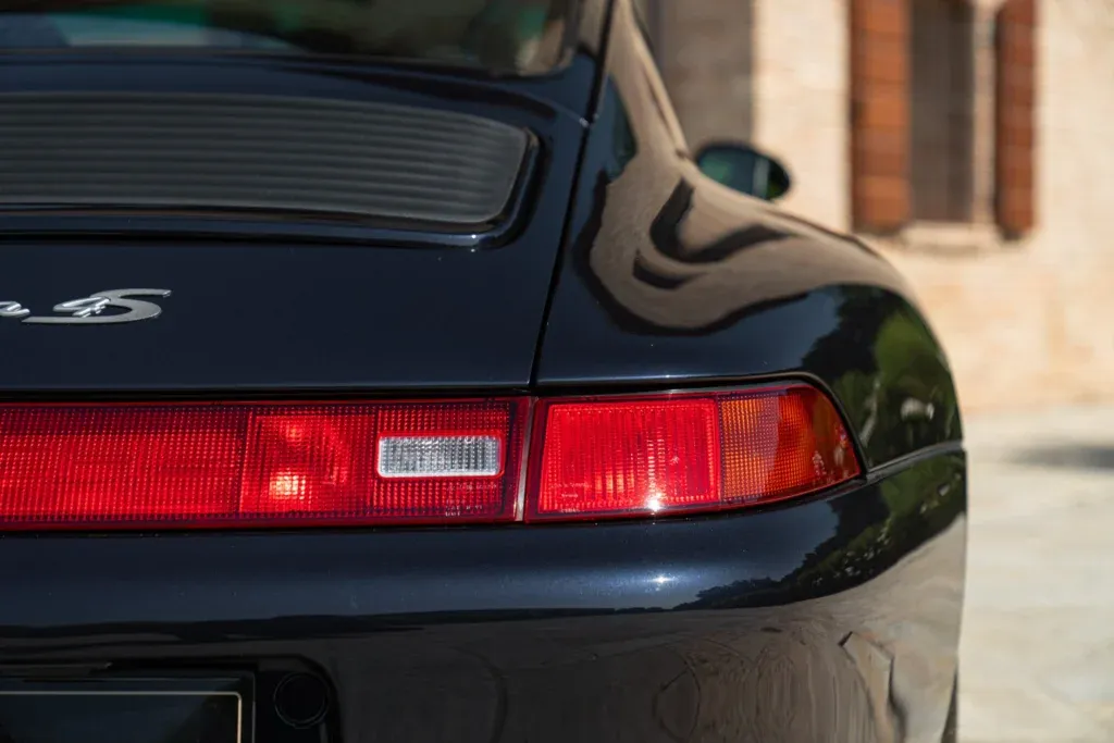 Porsche 911 for sale | 1996 PORSCHE 993 (911) CARRERA 4S - Image 23