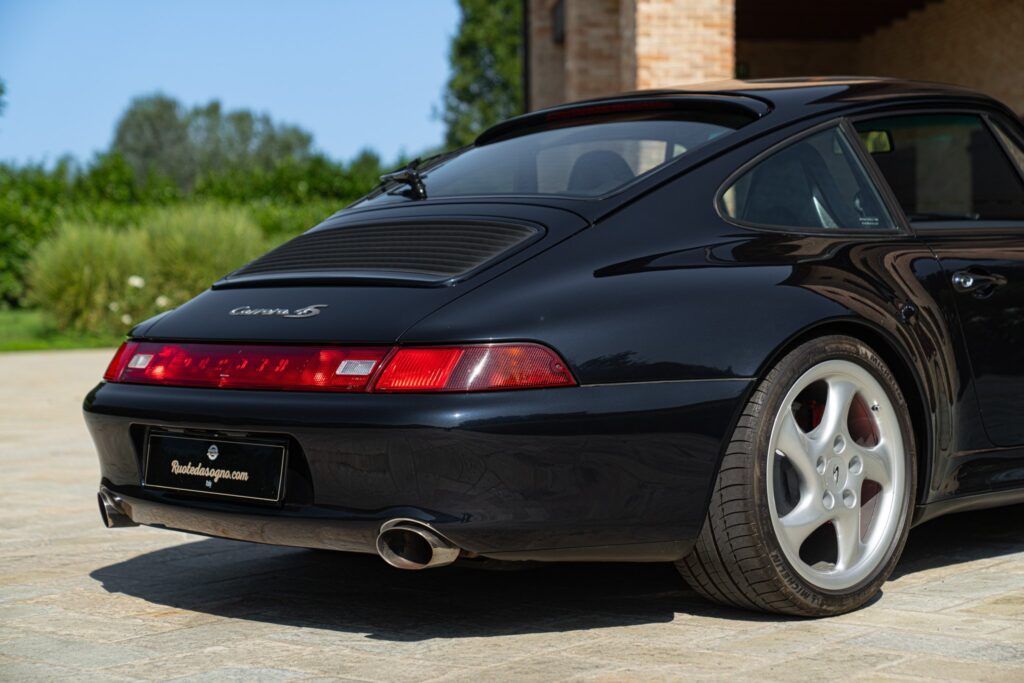 Porsche 911 for sale | 1996 PORSCHE 993 (911) CARRERA 4S - Image 24