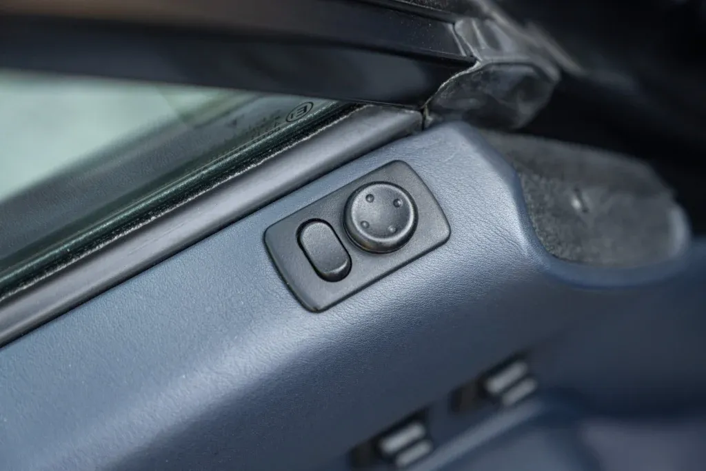 Porsche 911 for sale | 1996 PORSCHE 993 (911) CARRERA 4S - Image 37