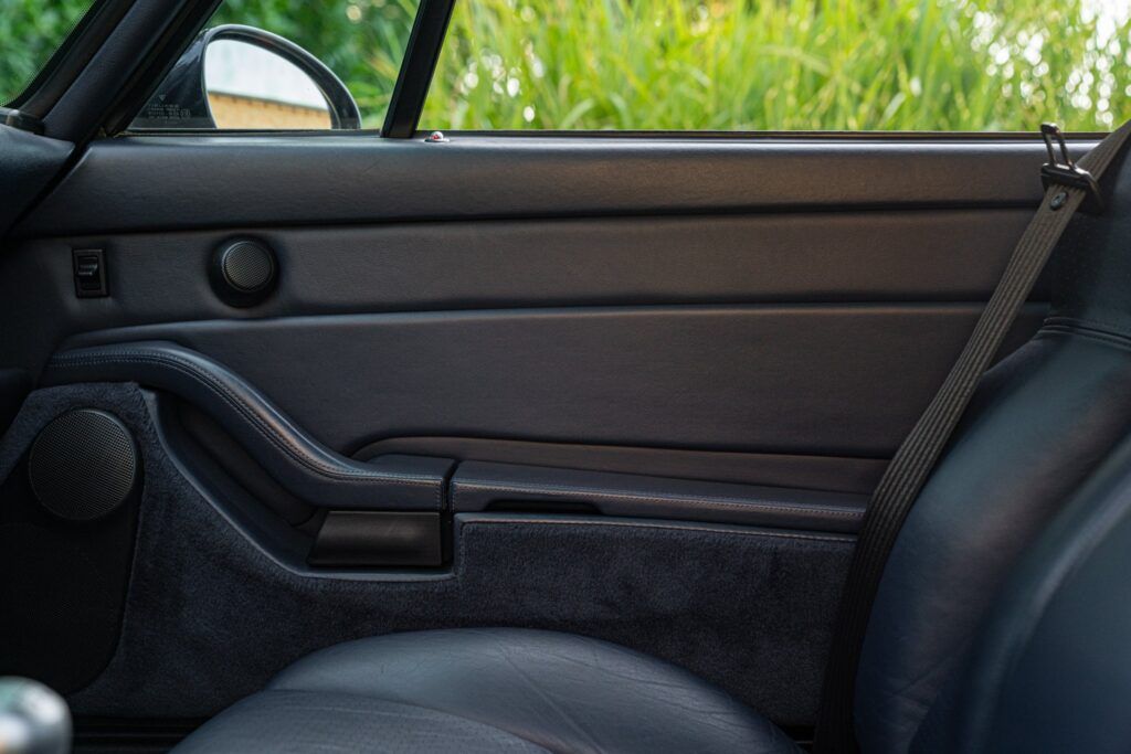 Porsche 911 for sale | 1996 PORSCHE 993 (911) CARRERA 4S - Image 30