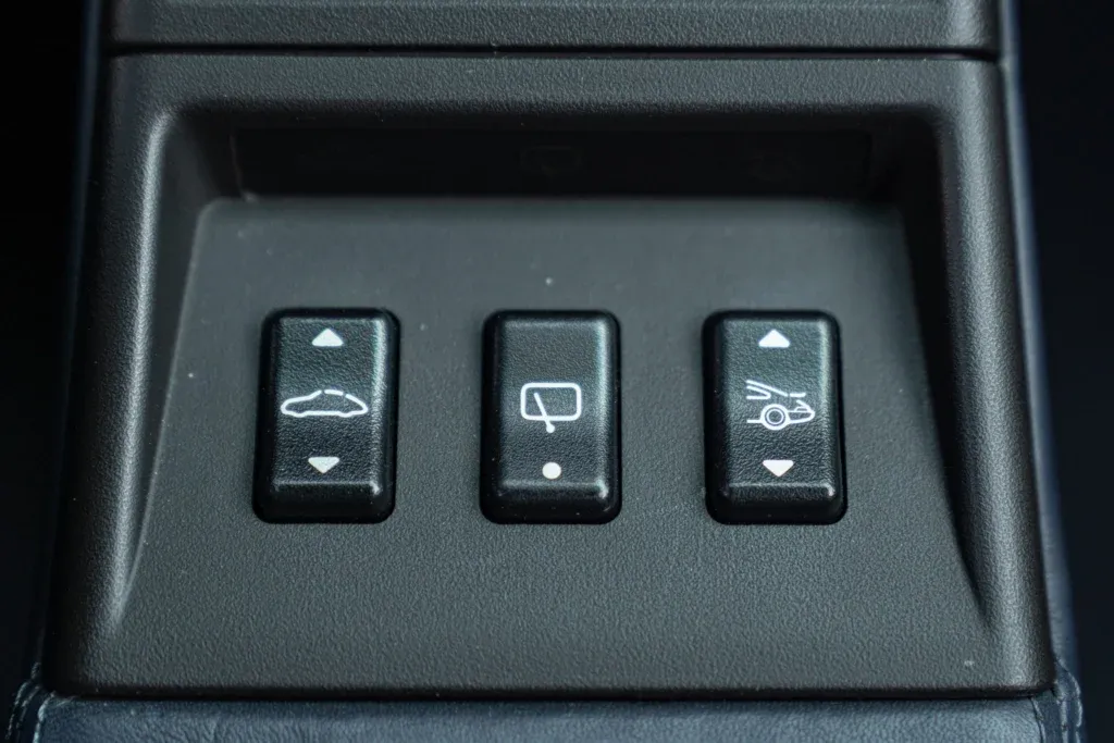 Porsche 911 for sale | 1996 PORSCHE 993 (911) CARRERA 4S - Image 42