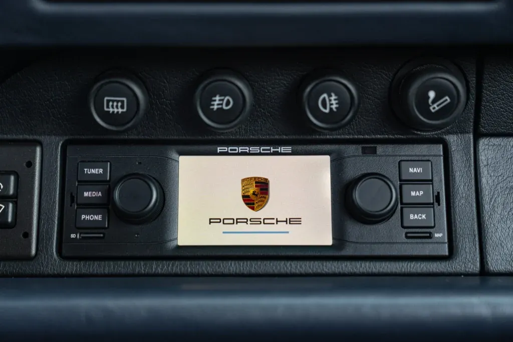 Porsche 911 for sale | 1996 PORSCHE 993 (911) CARRERA 4S - Image 45