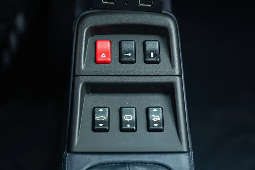 Porsche 911 for sale | 1996 PORSCHE 993 (911) CARRERA 4S - Image 48