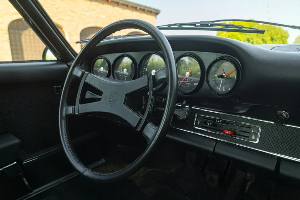 Porsche 911 for sale | 1971 Porsche 911 2.2 S - Image 30