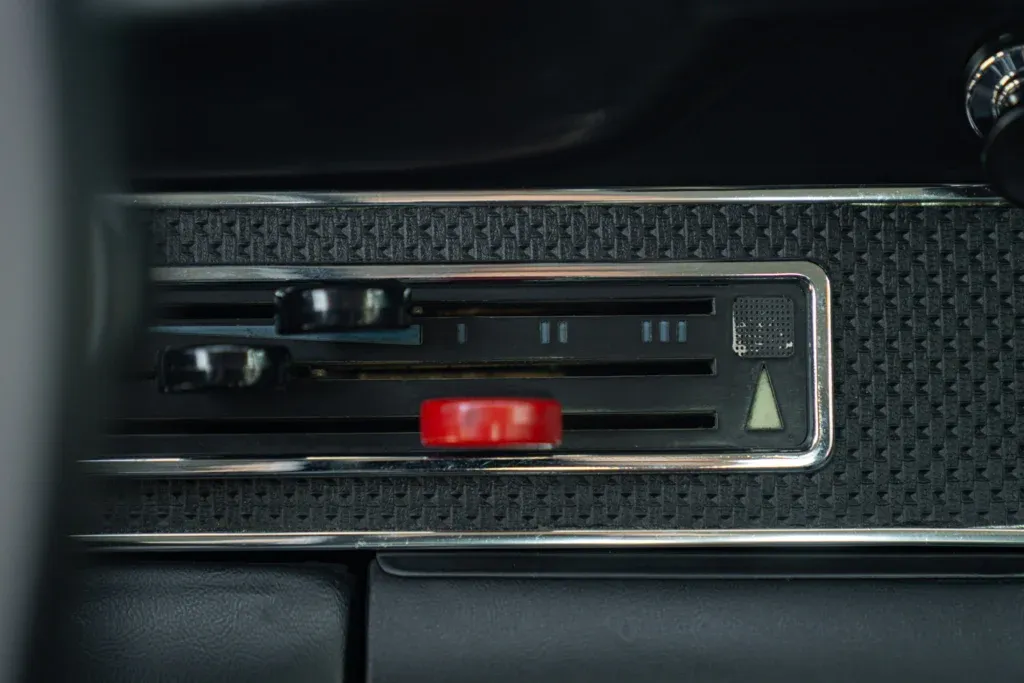 Porsche 911 for sale | 1971 Porsche 911 2.2 S - Image 44