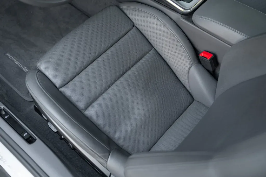 Porsche 911 for sale | 2019 PORSCHE 992 (911) CARRERA 4S - Image 38