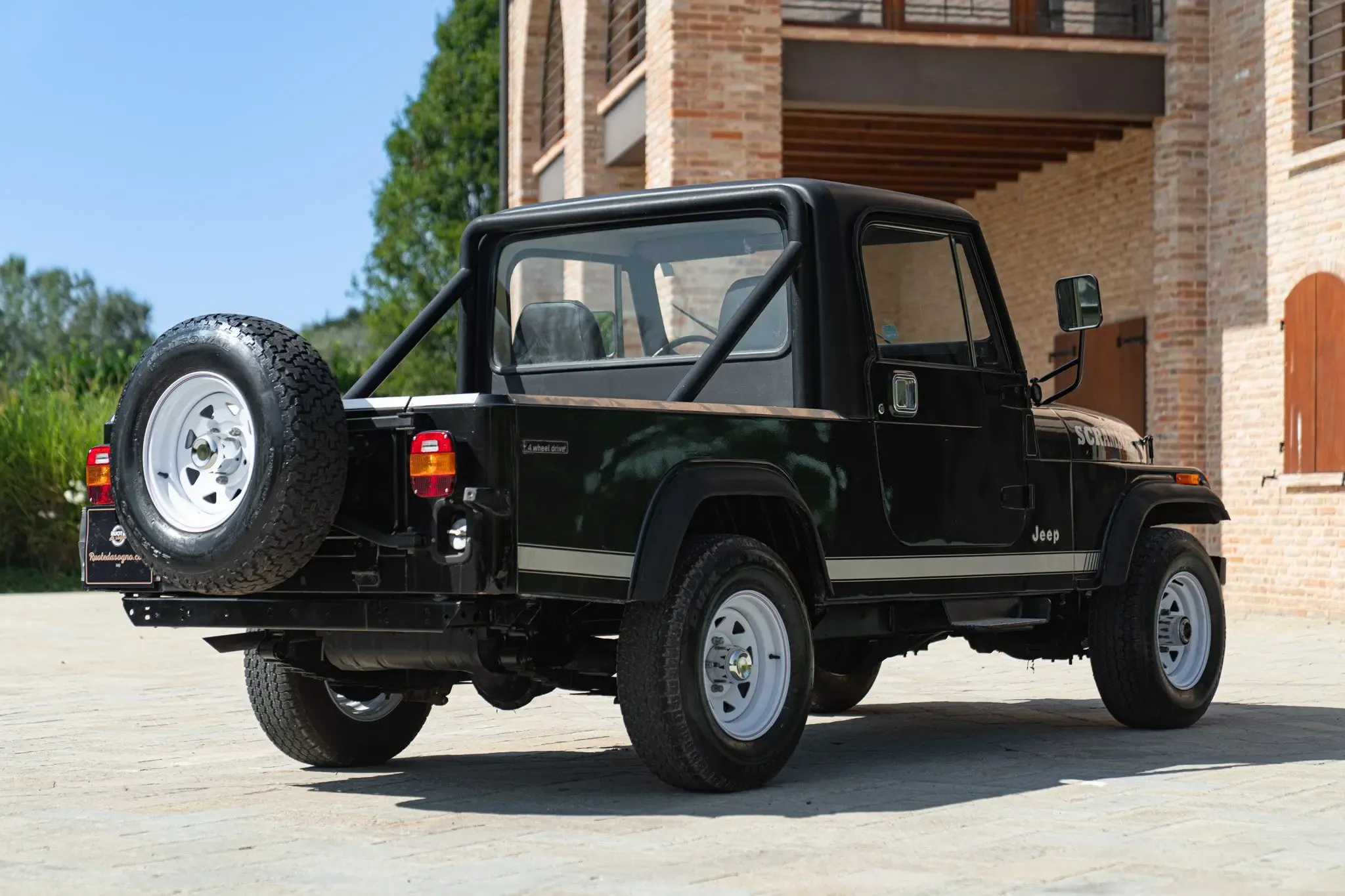 Jeep CJ for sale | 1984 JEEP CJ-8 SCRAMBLER - Image 6