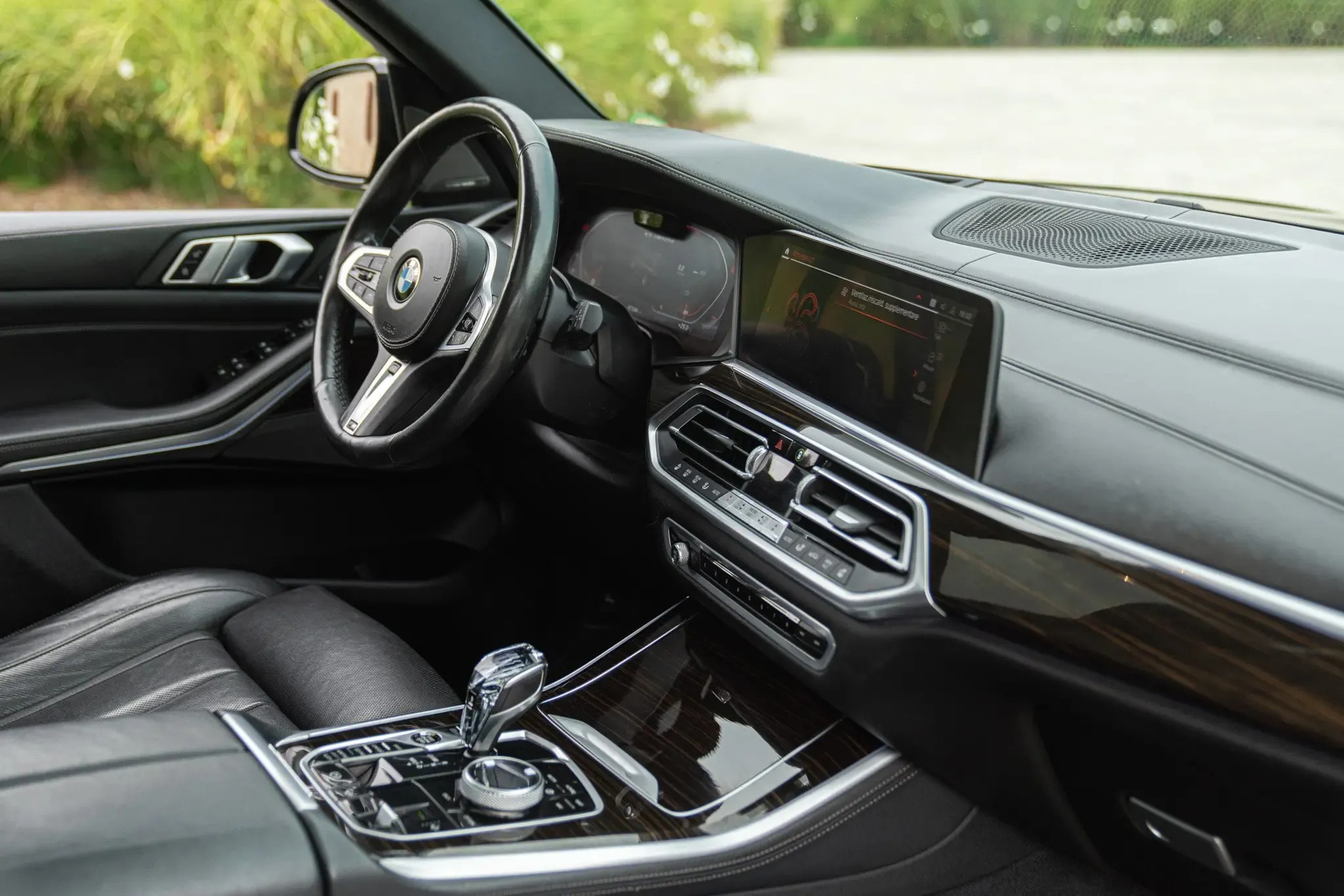 BMW X5 for sale | 2019 BMW X5 M 50D - Image 25