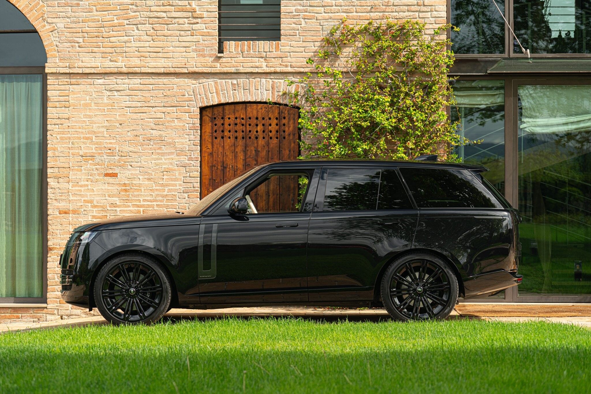 Land Rover Range Rover for sale | 2024 LAND ROVER RANGE ROVER 4.4 V8 AUTOBIOGRAPHY - Image 5