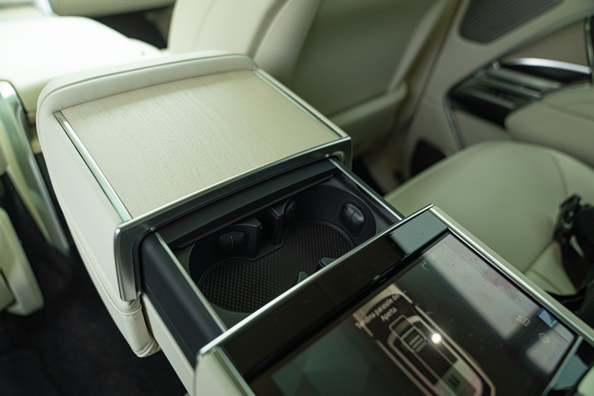 Land Rover Range Rover for sale | 2024 LAND ROVER RANGE ROVER 4.4 V8 AUTOBIOGRAPHY - Image 220