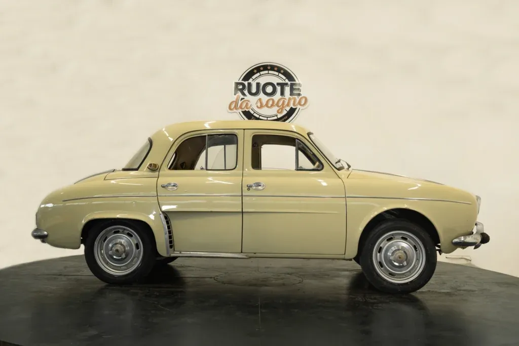 Renault Dauphine for sale | 1961 Renault Dauphine Gordini - Image 4