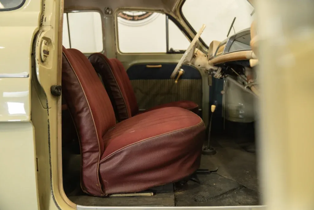 Renault Dauphine for sale | 1961 Renault Dauphine Gordini - Image 19