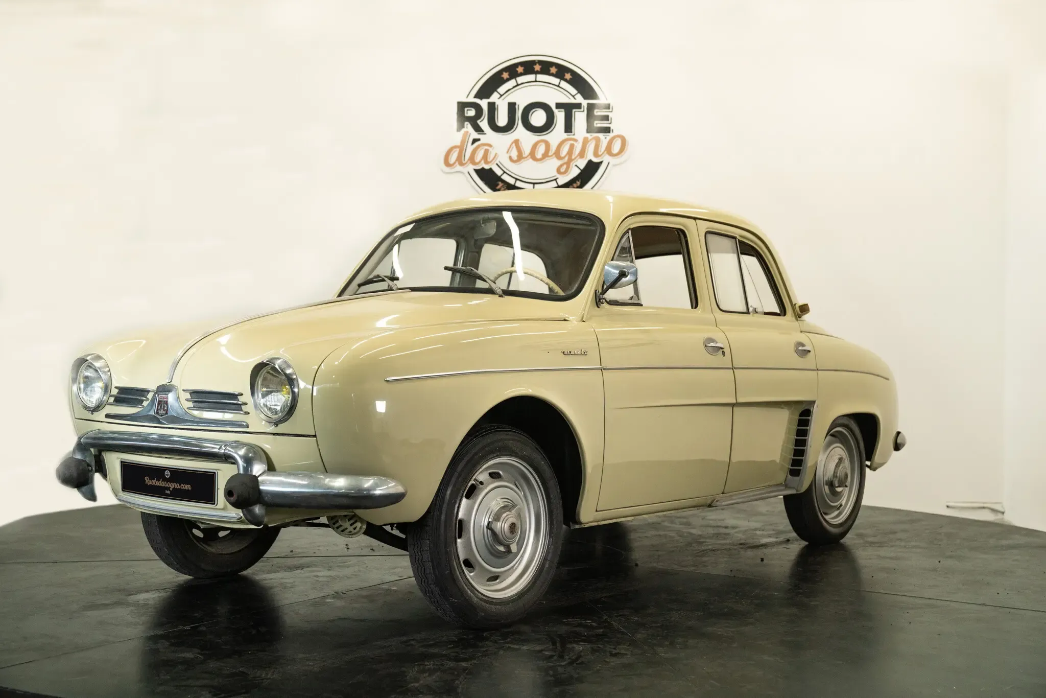 Renault Dauphine for sale | 1961 Renault Dauphine Gordini