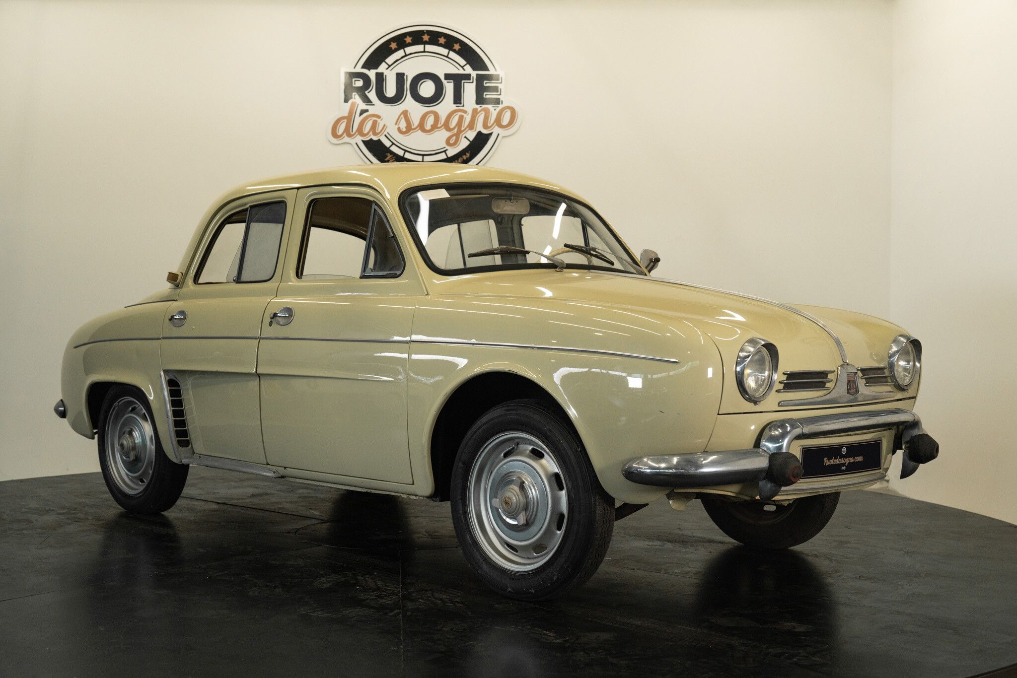 Renault Dauphine for sale | 1961 Renault Dauphine Gordini - Image 3