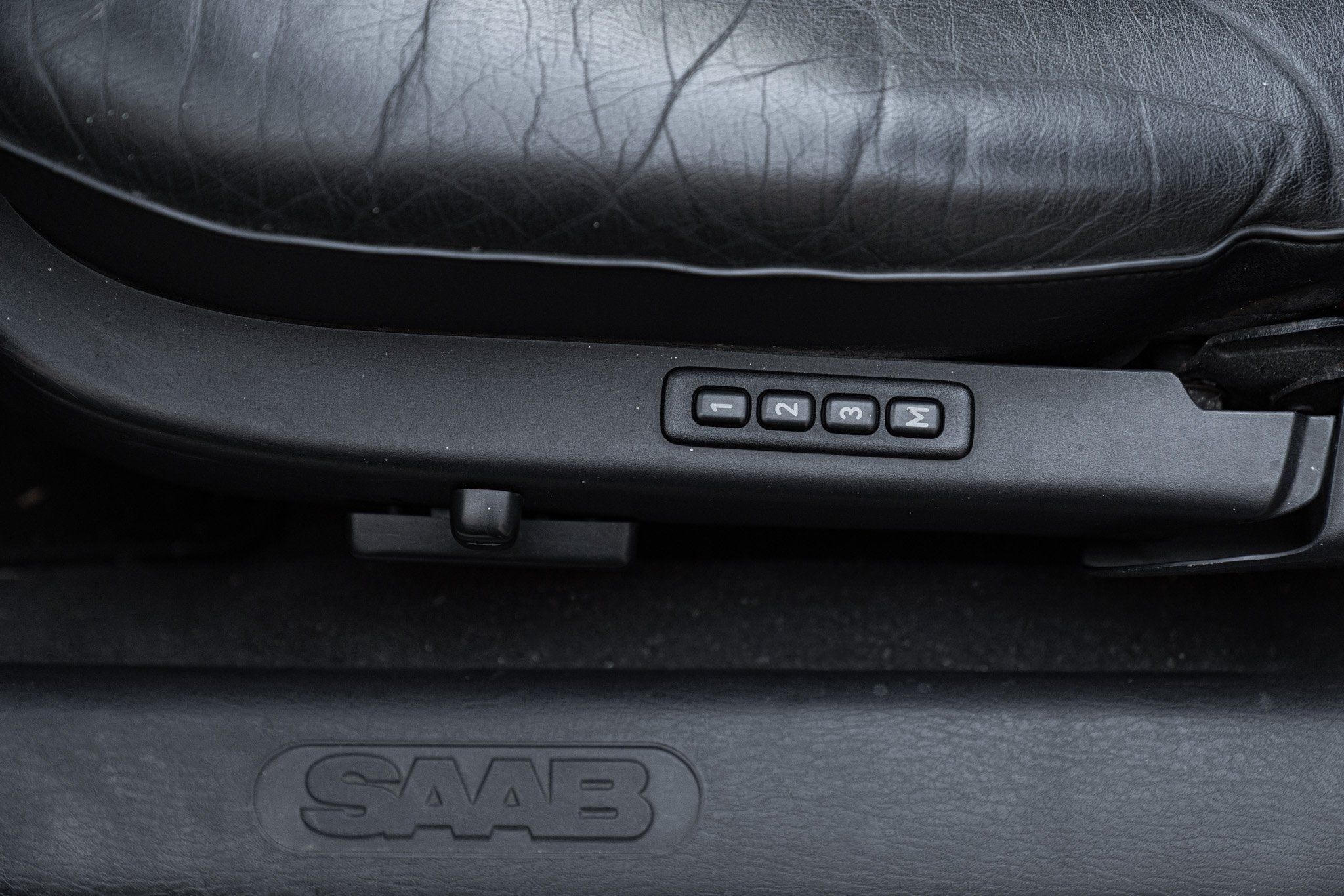 Saab 900 for sale | 1997 SAAB 900 SE - Image 37