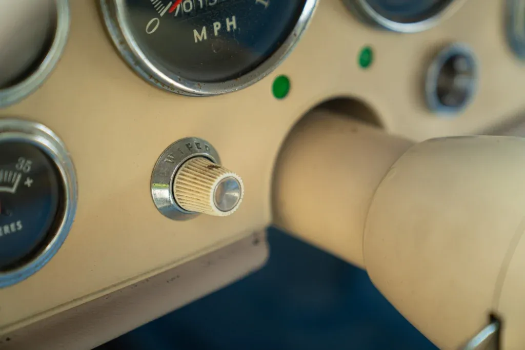 Studebaker Avanti for sale | 1963 STUDEBAKER AVANTI SUPERCHARGED - Image 76