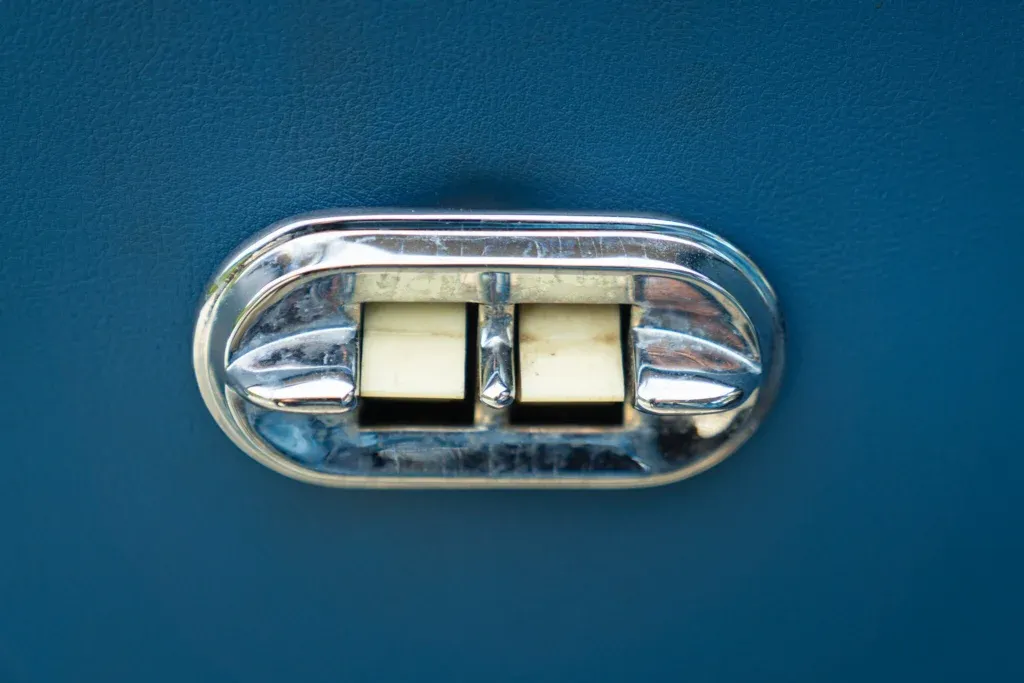 Studebaker Avanti for sale | 1963 STUDEBAKER AVANTI SUPERCHARGED - Image 55