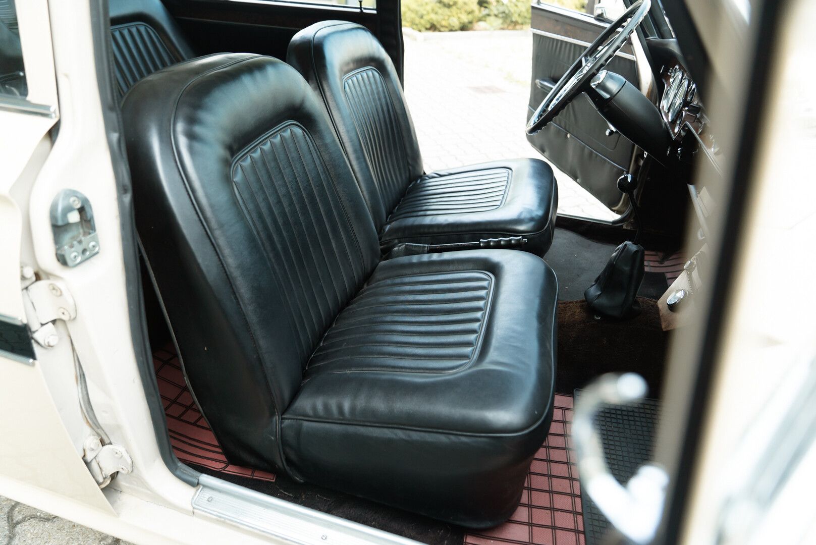 Vauxhall Victor for sale | 1964 Vauxhall Victor VX 4/90 - Image 18