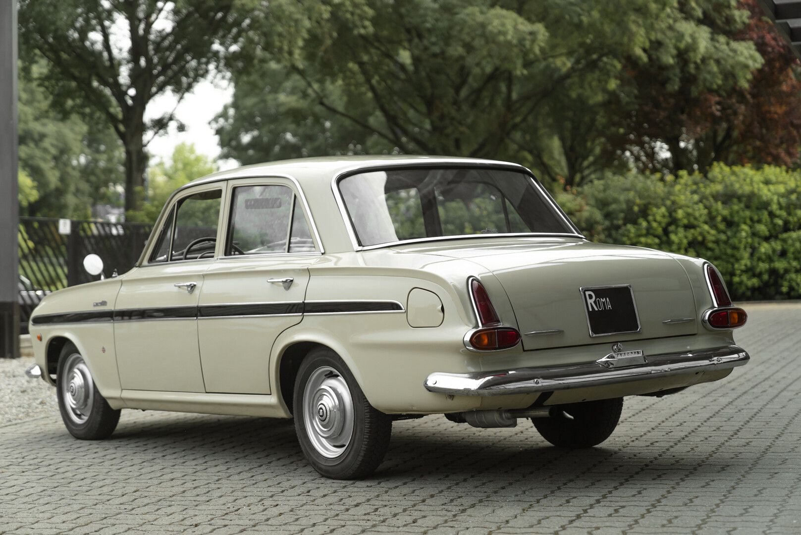 Vauxhall Victor for sale | 1964 Vauxhall Victor VX 4/90 - Image 5