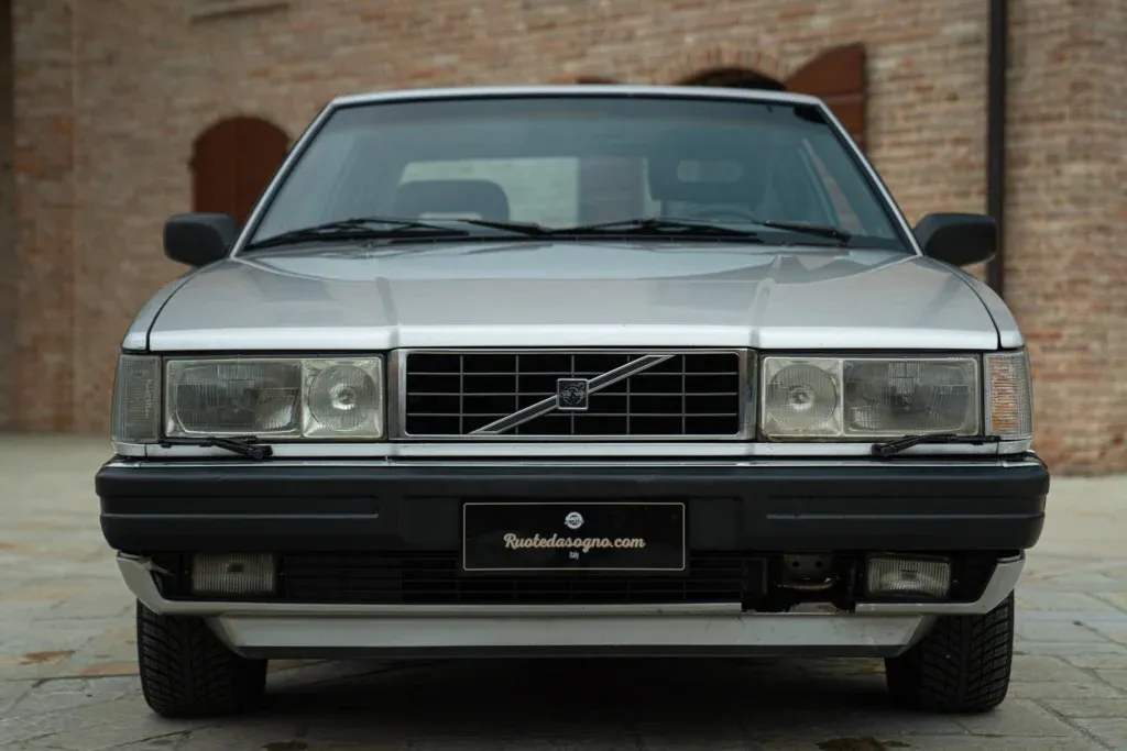Volvo 780 for sale | 1987 VOLVO 780 COUPE TD BERTONE - Image 3