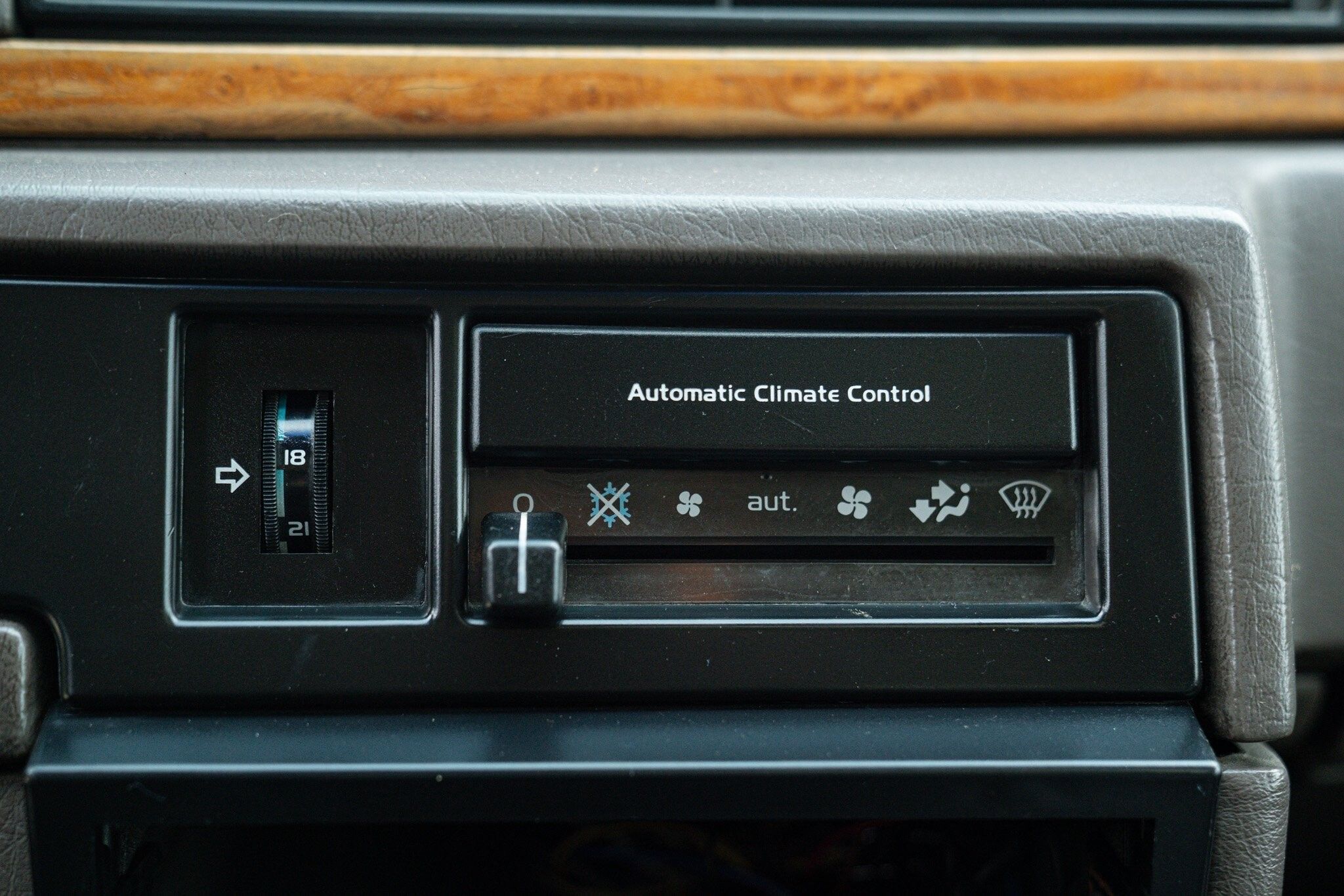 Volvo 780 for sale | 1987 VOLVO 780 COUPE’ TD BERTONE - Image 57