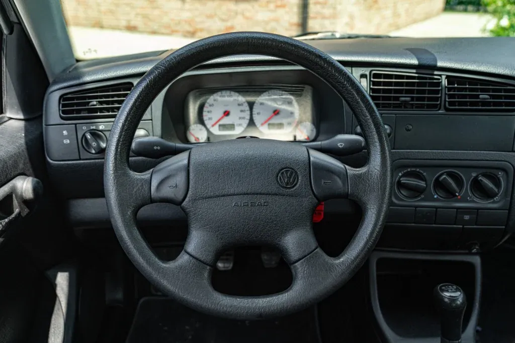 Volkswagen Golf for sale | 1997 VOLKSWAGEN GOLF 1.6 ALLESTIMENTO GT - Image 36